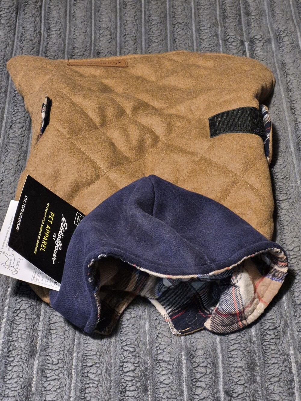 NWT Eddie Bauer Pet Plaid Lined Quilted Dog Jacket Hooded Size Medium Brown Navy